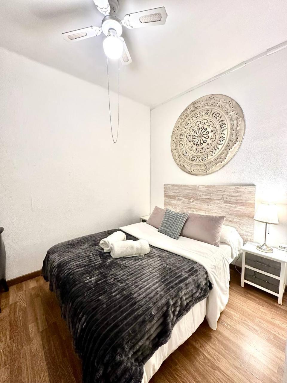 ברצלונה Big And Bright Apartment Bcn מראה חיצוני תמונה